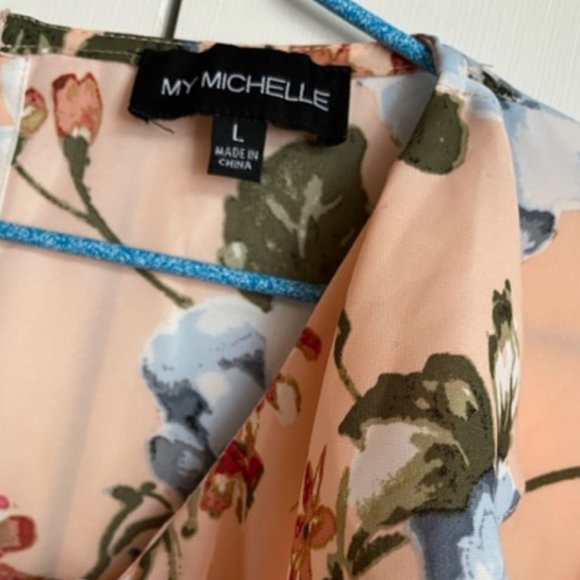 Dressy Blouse - Picture 3 of 4